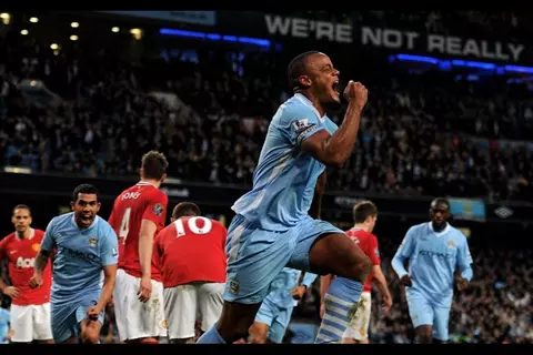 فيرجسون شرب من الكأس.. كيف حقق مان سيتي لقب بريميرليج بلعبة الاستسلام؟